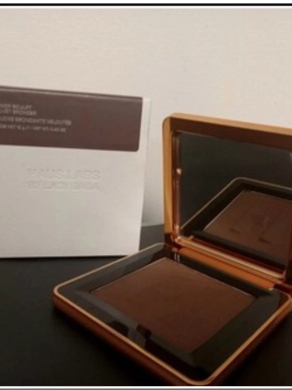 Haus Labs Pressed Face Powder Compact - Medium Level 8, Deep 10, Deep 12